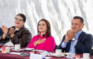 Gladyz Butanda prioriza la unidad y suma su estructura a Carlos Torres Piña