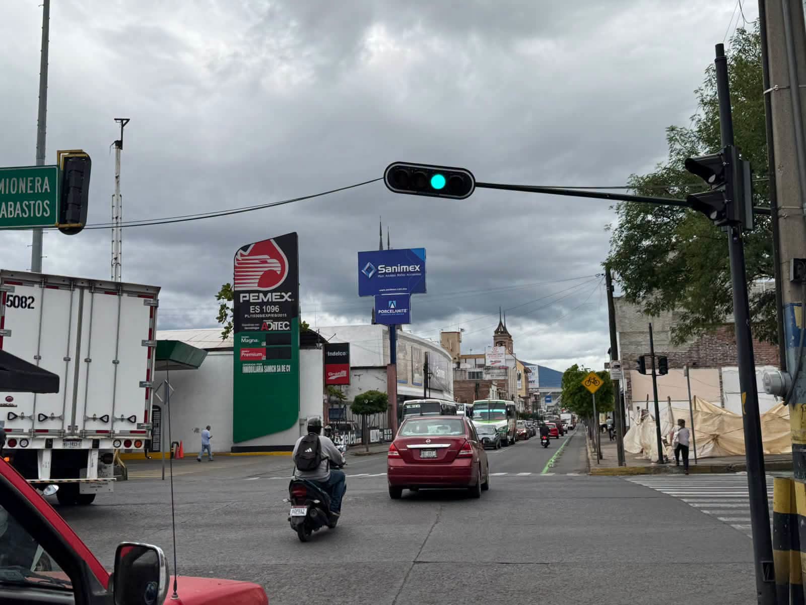 Están por concluir etapa de semaforización en Avenida Juárez