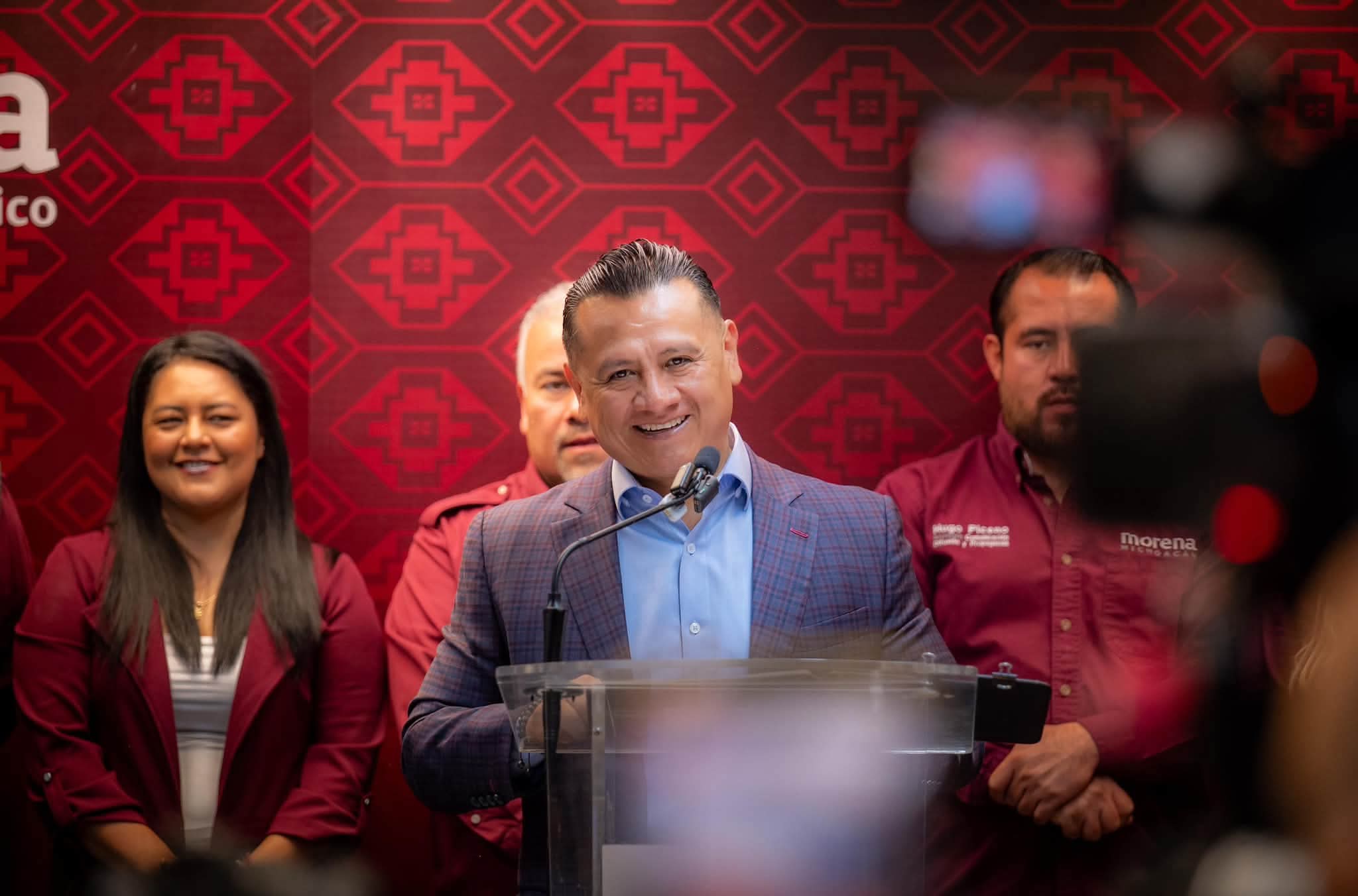 Elementos de la encuesta interna de Morena no dejan duda de la designación de Carlos Torres Piña como Coordinador Estatal