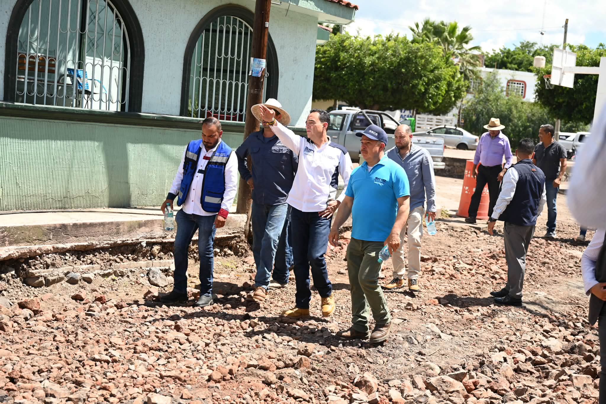 Carlos Soto supervisó avances de pavimentación en Atecucario y Romero de Guzmán