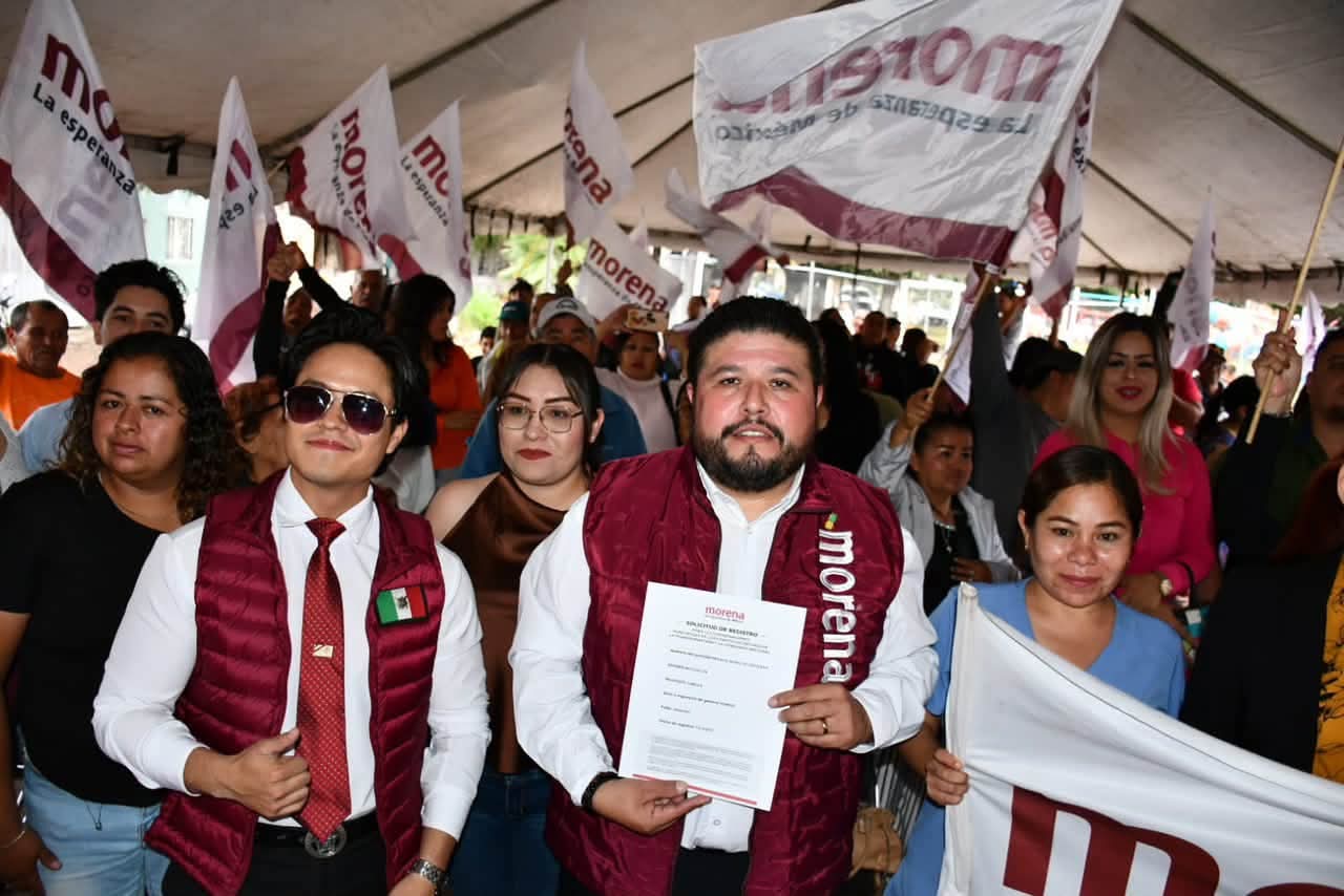 David Huirache se registra para buscar la Coordinación Municipal de Morena en Zamora